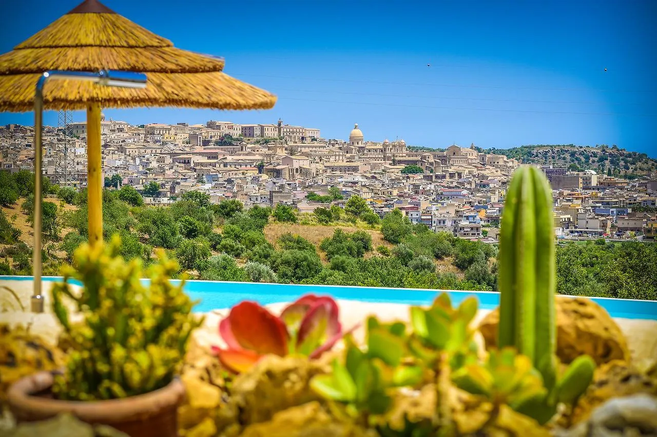***  Baglio Genovesi Bed & Breakfast Noto Italy